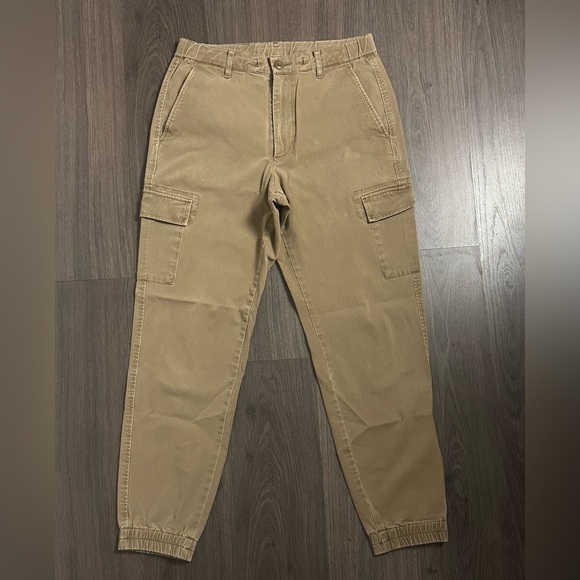 Uniqlo Cargo Joggers - Picture 1 of 5